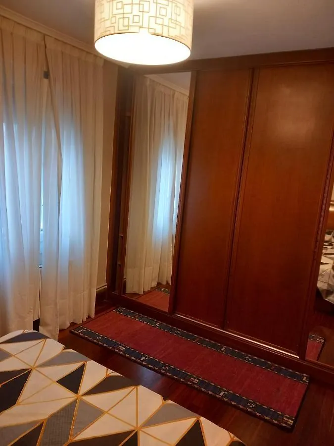 Hogar Feliz Hotel Bilbao 0*,